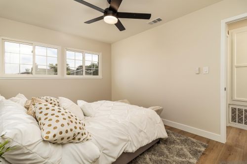 4304 Quapaw Ave, San Diego CA 92117-4525 exterior