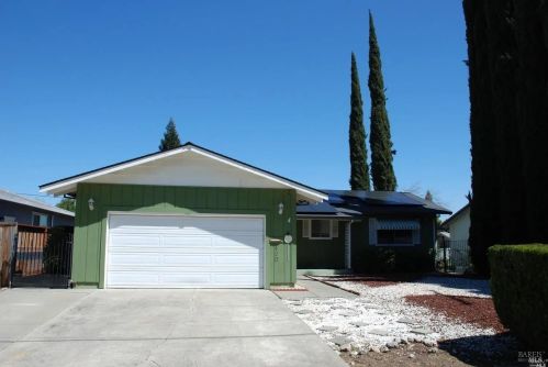 490 Nut Tree Rd, Vacaville CA  95687-3321 exterior