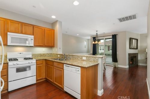 13225 Murano Ave, Chino CA  91710-8117 exterior