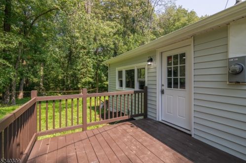 340 Lake View Dr, Fredon NJ  07860 exterior