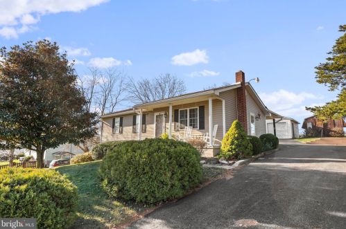 45 Ridge Loop Rd, Three Churches WV  26757-6377 exterior