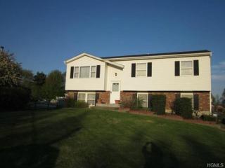 102 Heather Cir, Newburgh, NY 12550-5726