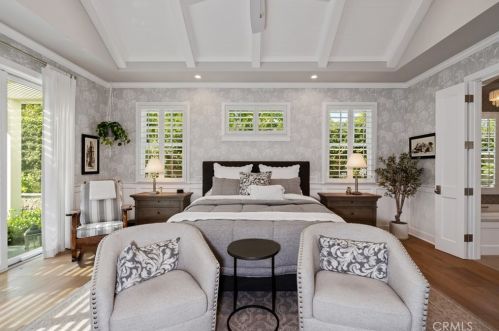 5461 Las Lomas St, Long Beach CA  90815-4138 exterior