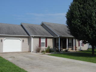 361 Country Dr, Hustonville, KY 40437-8717