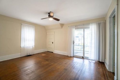 524 Pennsylvania Ave, Oakmont PA  15139-1561 exterior