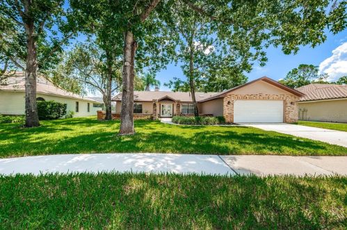 3027 Bradford Cir, Palm Harbor, FL 34685-2538