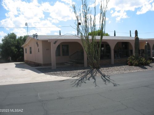 6171 Flying M St, Tucson, AZ 85713-4316