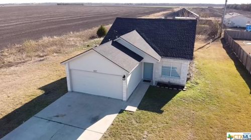 407 Pietzsch St, Bartlett, TX 76511-4263
