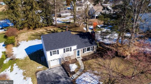 423 Old Lancaster Rd, Berwyn, PA 19312-1640