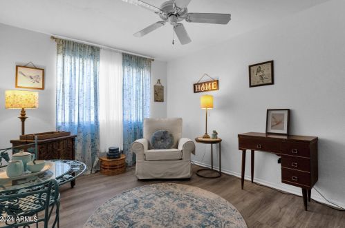 4636 Michelle Dr, Glendale AZ  85308-1519 exterior