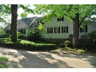 19 Flagg Rd, Hollis NH  03049-6403 exterior