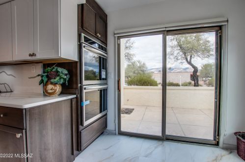 7204 Camino Vecino, Tucson AZ 85715-3418 exterior