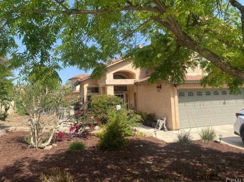 26 Bella Lucia, Lake Elsinore, CA 92532-0100