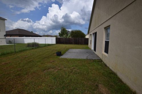 662 Basingstoke Ct, Kissimmee FL  34758-2719 exterior