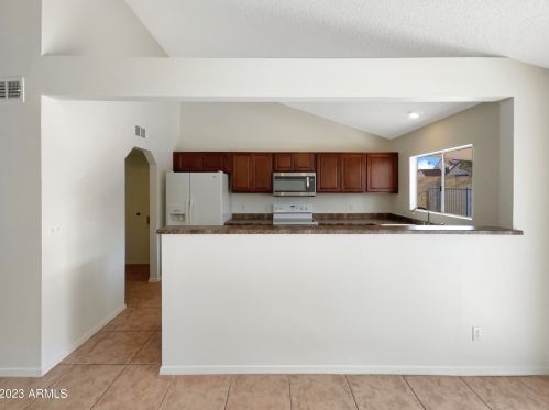 18661 45th Dr, Glendale AZ  85308-4494 exterior