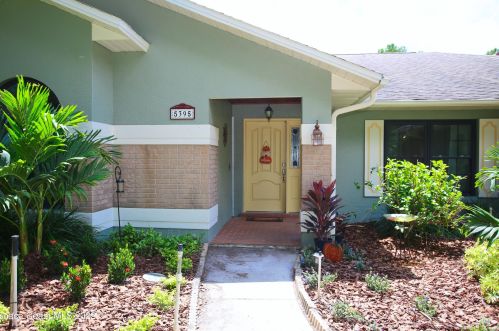 5395 Amy Way, Mims, FL 32754-5474