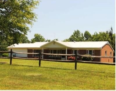 9728 Chatham Rd, Martinsville VA  24112-1472 exterior