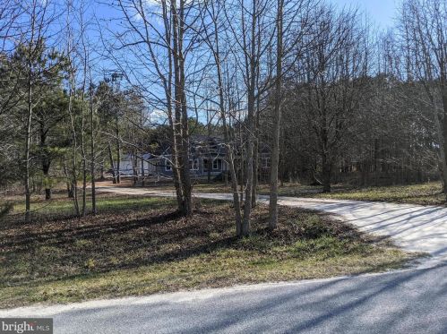 36045 Country Ln, Frankford, DE 19945-3412