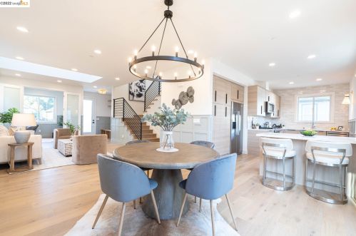 1049 61 St, Oakland CA 94608-2355 exterior