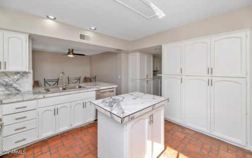 3116 17 Ave, Phoenix AZ 85027-3535 exterior