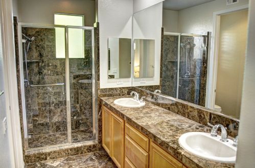 43708 Parkway Esplanade, La Quinta CA  92253-4099 exterior