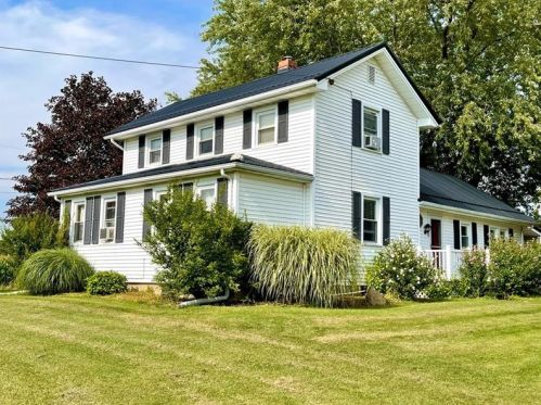 4006 Sandy Lake Rd, Sandy Lake, PA 16145-4528