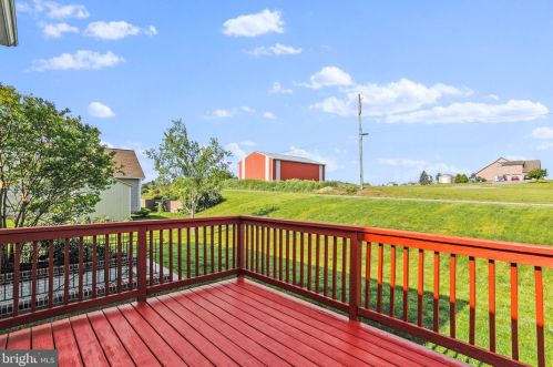 10099 Lindale Ave, Upton PA  17225-8373 exterior