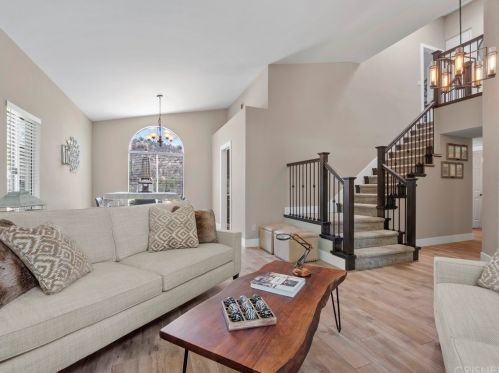 22201 Birmingham Pl, Santa Clarita, CA 91350-3047