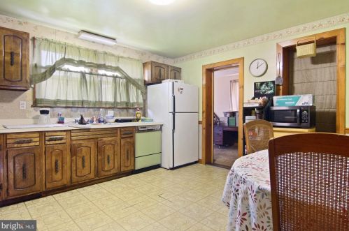 17 Adams St, West Enola PA  17025-2802 exterior