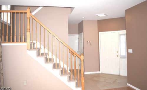97 Crown Point Rd, Parsippany NJ  07054-3414 exterior