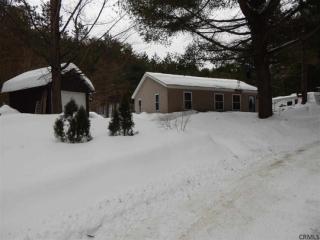 516 Centerline Rd, Mosherville, NY 12074-3417