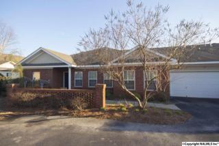 21 Valley Way Cir, Huntsville, AL 35802-2573