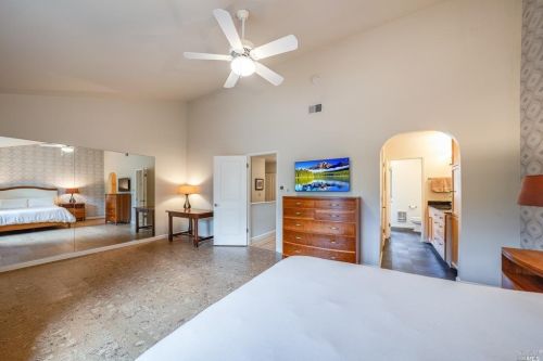 1228 St, Santa Rosa CA  95404-3457 exterior