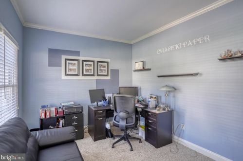 411 Mannering Dr, Dover DE  19901-5409 exterior