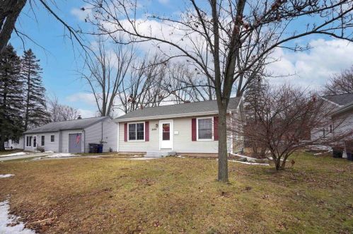 2532 Libal St, Green Bay, WI 54301-1747