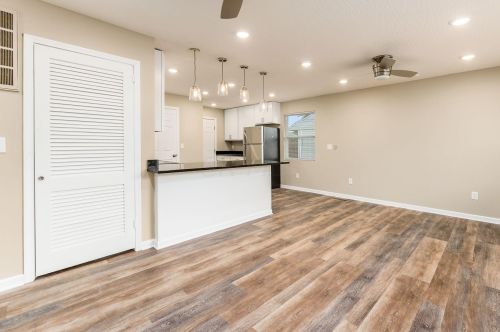 2972 Irwin Ave, Darbydale OH  43123-2310 exterior