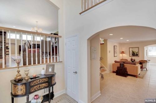 71 Adams St, Harrington Park, NJ 07640-1001