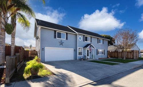 891 Buena Vista Rd, Hollister, CA 95023-3549
