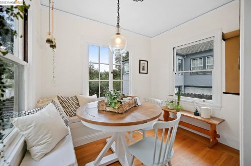 1230 Holman Rd, Oakland CA  94610-2541 exterior