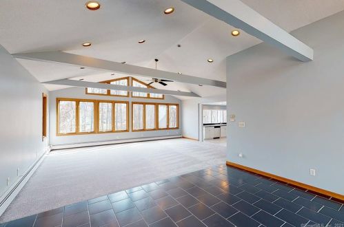 939 Boston Tpke, Manchester CT  06043-7403 exterior