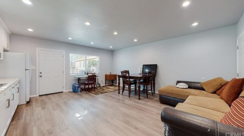 736 Montebello Blvd, Montebello CA 90640-2534 exterior