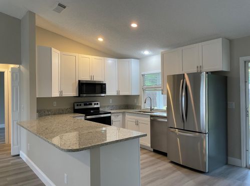 2589 Barber Ln, Fort Pierce, FL 34984-5064
