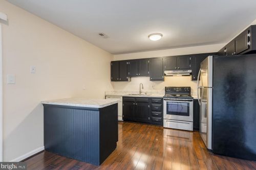2 Farrell Ln, Fredericksburg VA  22408-4004 exterior