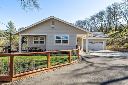 3480 Porter Creek Rd, Santa Rosa, CA 95404-8448