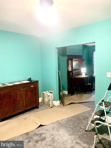 1305 Oak St, Wilmington DE  19805-4340 exterior