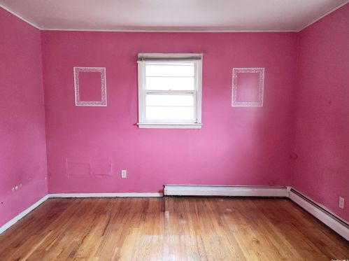 672 Deer Park Ave, Babylon NY  11702-1320 exterior