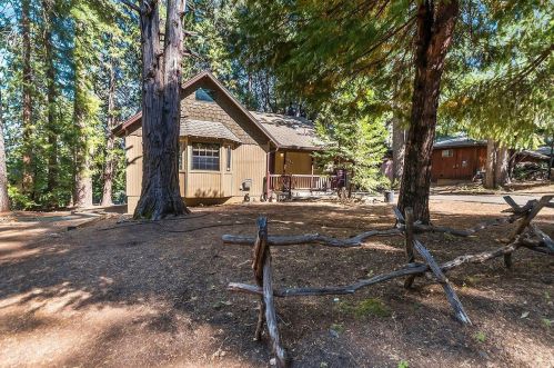 5222 Loch Leven Dr, Pacific House, CA 95726-9484