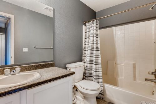 238 Irving St, Denver CO 80211-4539 exterior