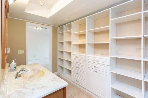 200 Shell Pt, Maitland FL  32751-5843 exterior