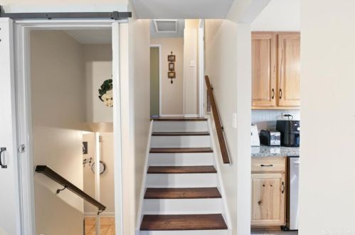 128 Wickham Farm Dr, Englewood OH  45322-2948 exterior